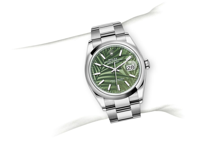 Simulation wrist Rolex Datejust 36 in Grassy