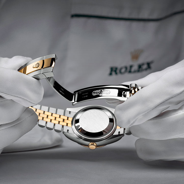 Rolex service procedure at Joyería Grassy